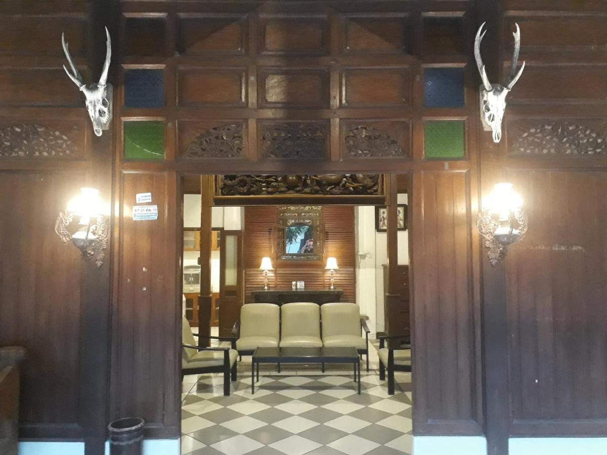 Griya Akbar Rumah liburan *